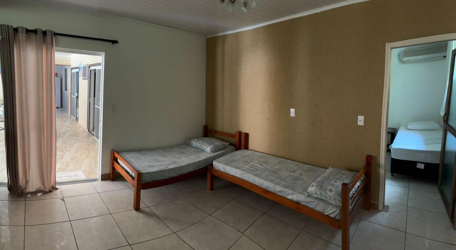 Recanto Pousada Ju&Ju Com Piscina Compartilhada Pontal do Paraná Zewnętrze zdjęcie